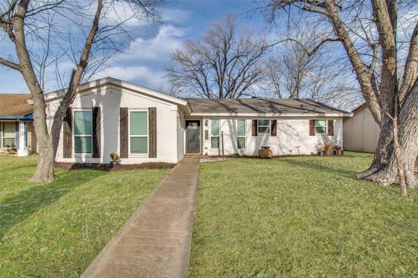 1109 Pleasant Valley Road, Garland, TX 75040