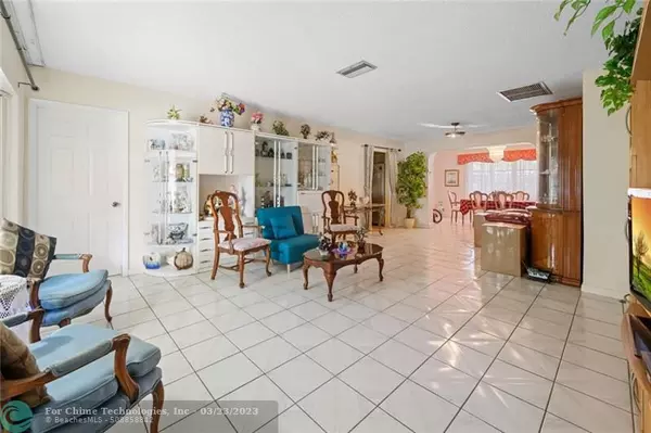 Hallandale Beach, FL 33009,1109 NE 4th Ct