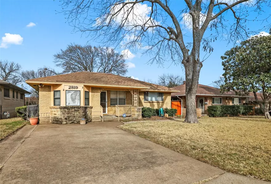 2819 Lourdes Street, Dallas, TX 75211