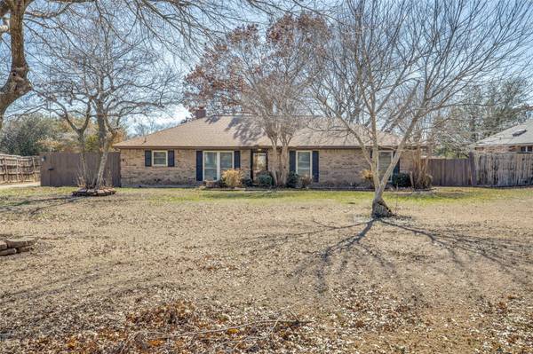 116 Suburban Drive, Ovilla, TX 75154