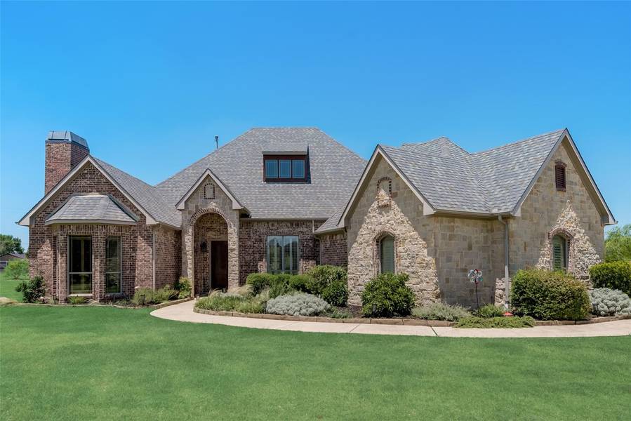 8 Winterhawk Drive, Mclendon Chisholm, TX 75032