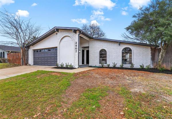 2807 Meadowview Drive, Arlington, TX 76016