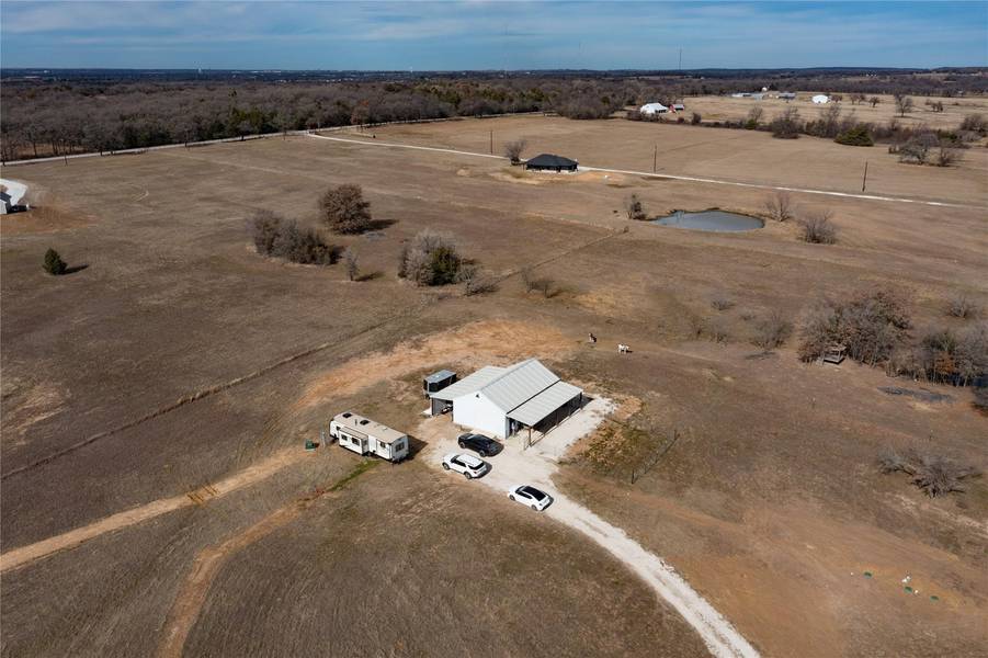 1141 County Road 208, Gainesville, TX 76240