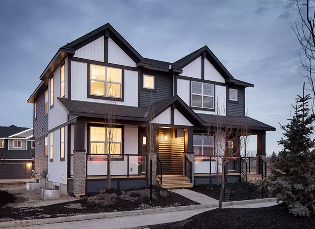 Airdrie, AB T4B 5H2,122 Midgrove Greenway SW