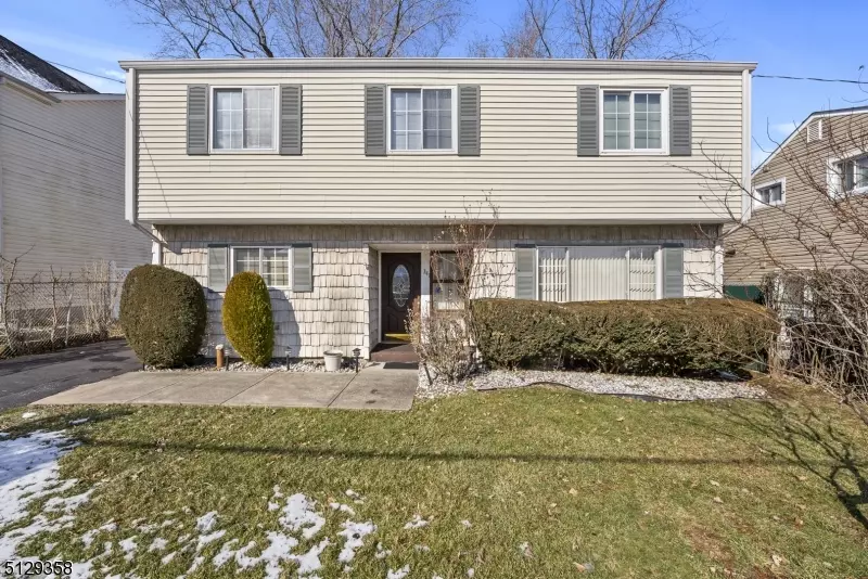 341 Woodruff Ave, Woodbridge Twp., NJ 07001