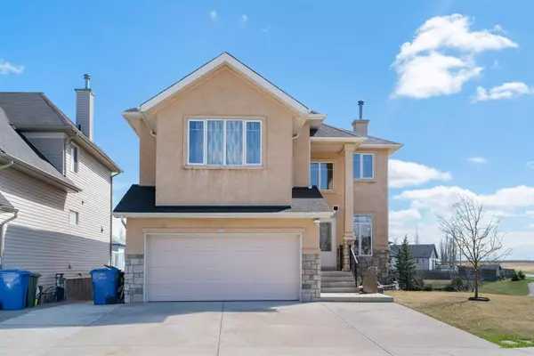 Chestermere, AB T1X 0E2,192 WILLOWMERE WAY