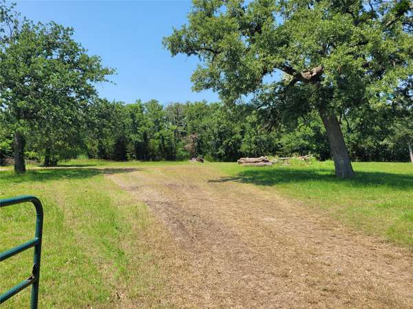 1052 E State Highway 276, West Tawakoni, TX 75474