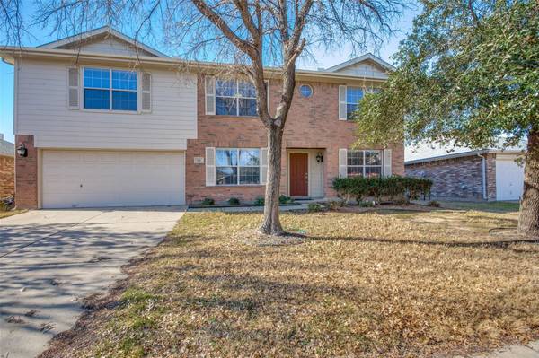 111 Santa Fe Trail, Justin, TX 76247