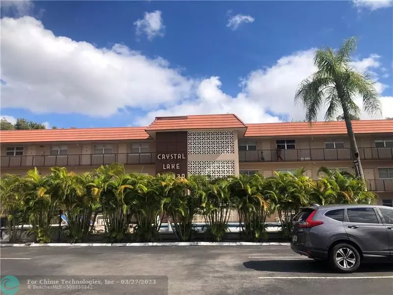 3930 Crystal Lake Dr  #208, Deerfield Beach, FL 33064