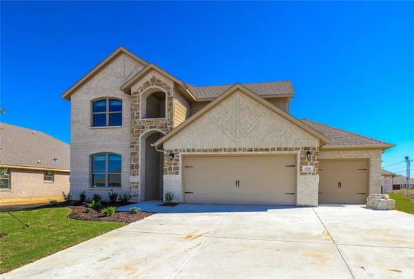 529 Hillcrest Circle, Justin, TX 76247