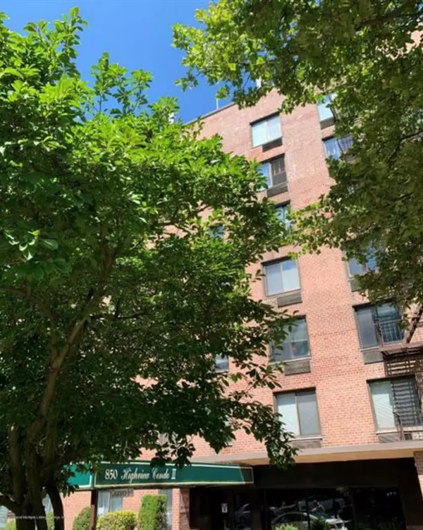 850 Howard AVE #2K, Staten  Island, NY 10301