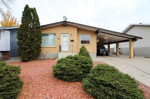 Medicine Hat, AB T1B 1R8,18 Currie CT SE