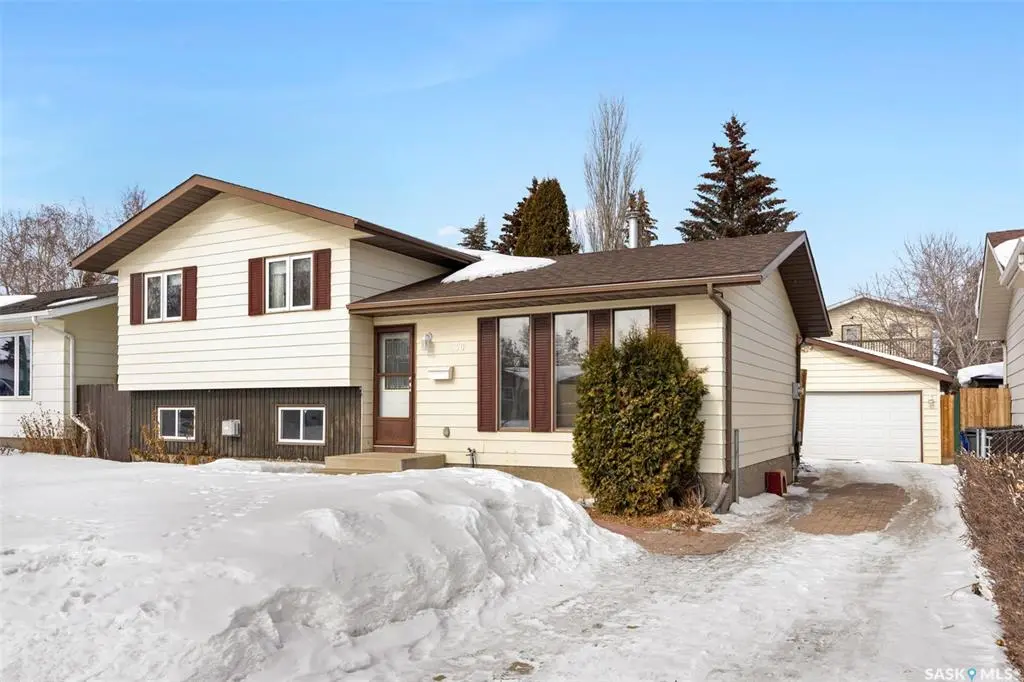 430 Manning LANE, Saskatoon, SK S7L 6J8