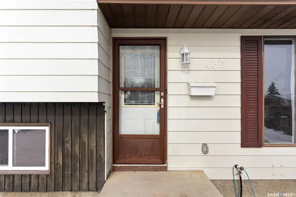 430 Manning LANE, Saskatoon, SK S7L 6J8
