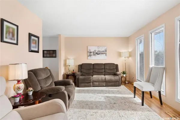 430 Manning LANE, Saskatoon, SK S7L 6J8