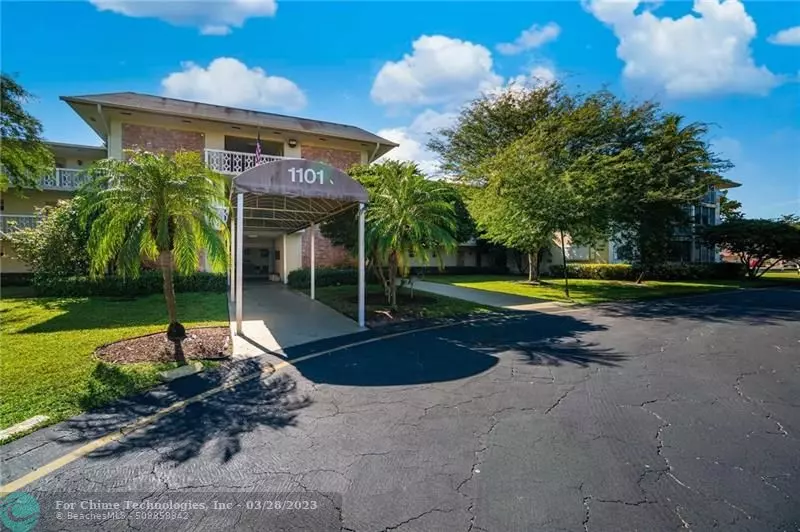 Hollywood, FL 33021,1101 Hillcrest Ct  #211