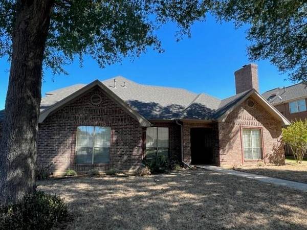 1820 N Collegiate Drive, Paris, TX 75462