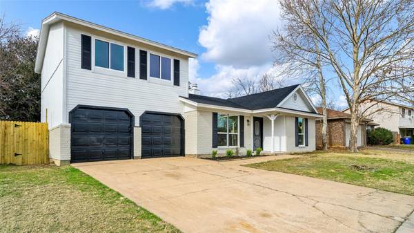 6009 Martha Drive, Watauga, TX 76148