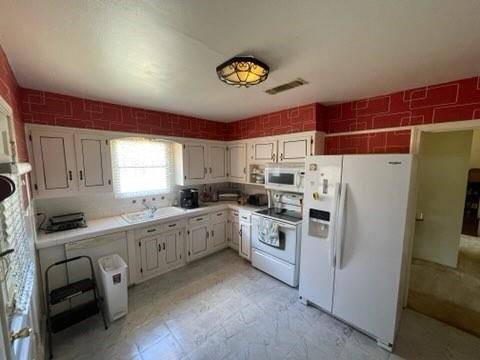 Coleman, TX 76834,1107 W CEDAR Street