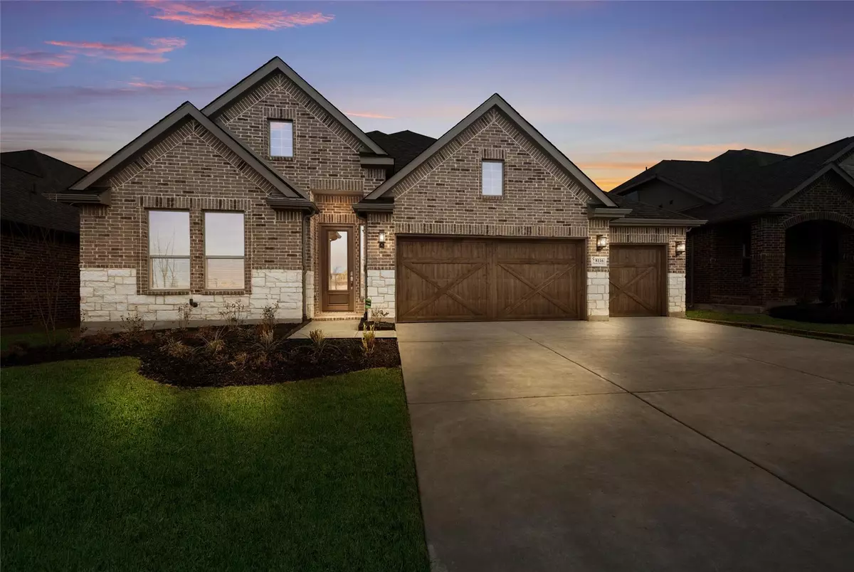 Mckinney, TX 75071,8116 Pecan Oak Drive