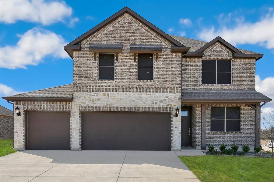 11 Pheasant Run, Sanger, TX 76266