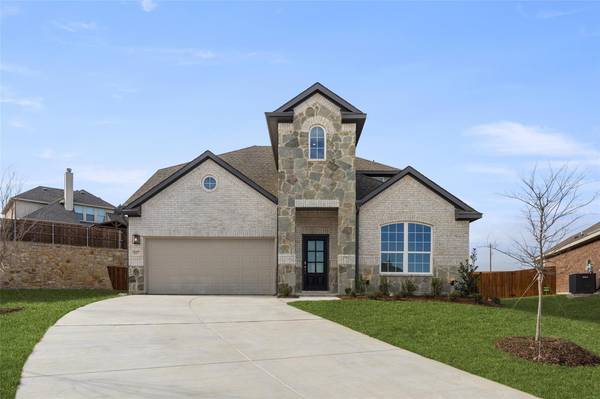 517 Hillcrest Circle, Justin, TX 76247