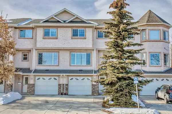 Calgary, AB T2K 3H4,395 Northmount DR NW