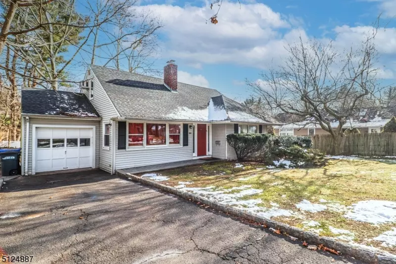 84 Palmer Ave, Tenafly Boro, NJ 07670