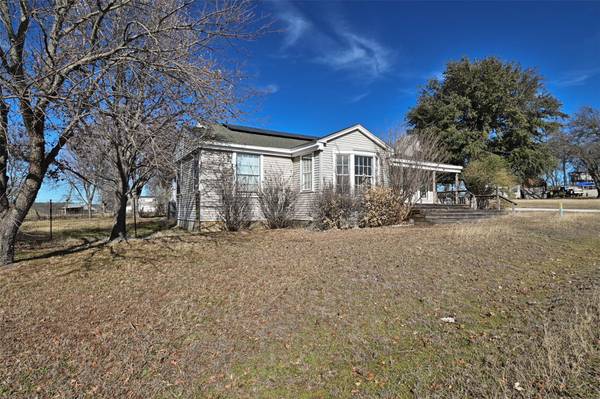 8012 Scenic Ridge Court, Cresson, TX 76035