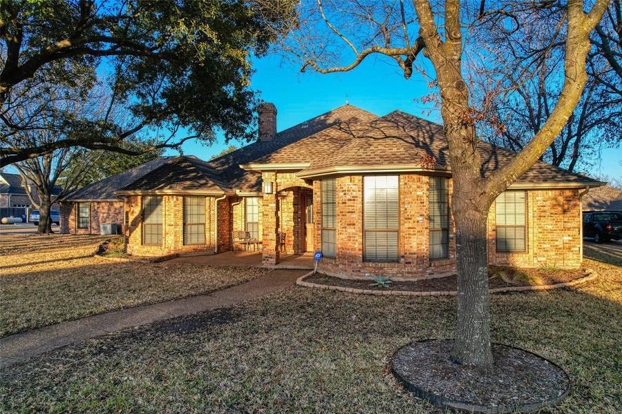 3102 Gleneagles Drive, Ennis, TX 75119