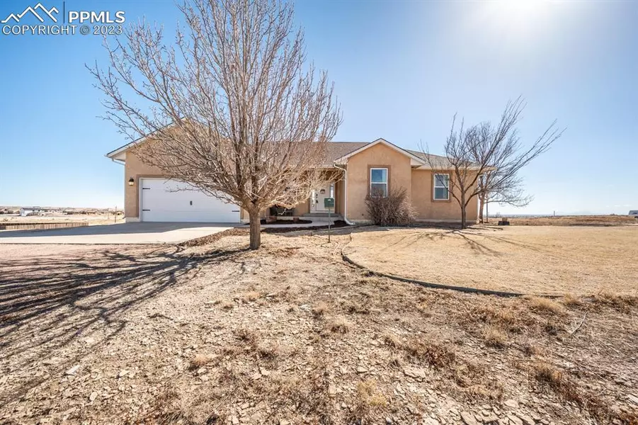 1304 E Bear LN, Pueblo West, CO 81007