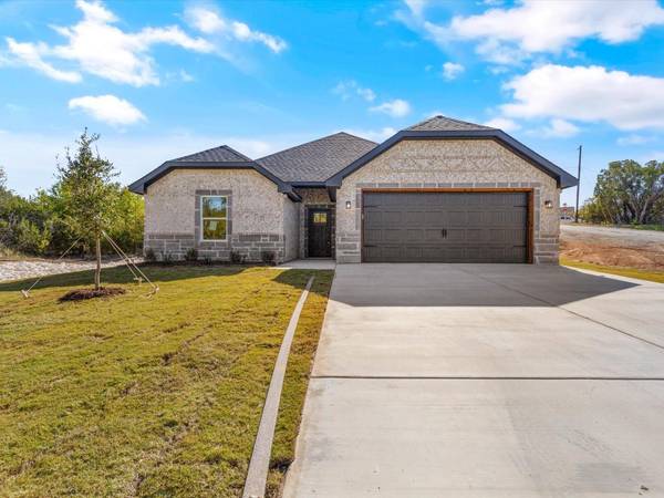 5007 Frio Drive, Granbury, TX 76048