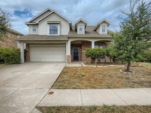 10717 Hawks Landing Road, Fort Worth, TX 76052