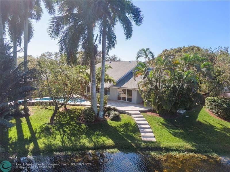 Cooper City, FL 33328,8715 SW 57th St