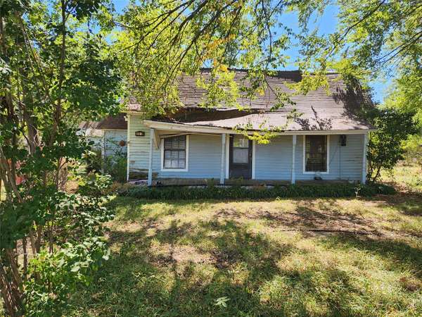 419 W Pine Street, Whitewright, TX 75491