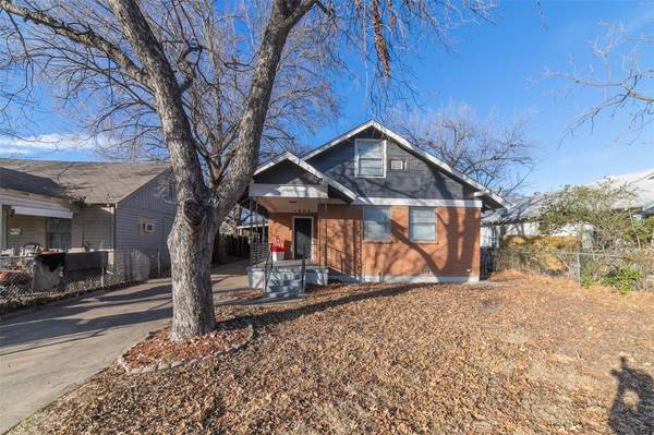 1604 W Hammond Street, Fort Worth, TX 76115