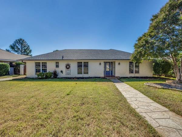 1122 Sunset Drive, Trophy Club, TX 76262