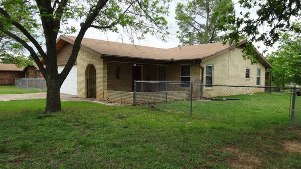 1833 Timber Lane, Jacksboro, TX 76458