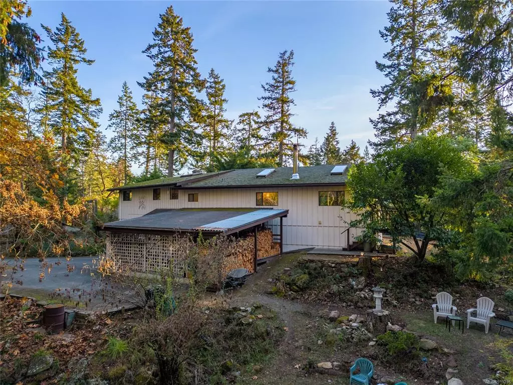 Pender Island, BC V0N 2M2,3734 Capstan Lane