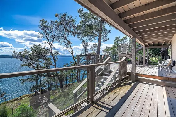 Pender Island, BC V0N 2M2,4801 Pirates Rd