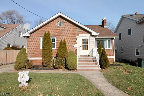 127 Charlton Ave, Hasbrouck Heights Boro, NJ 07604