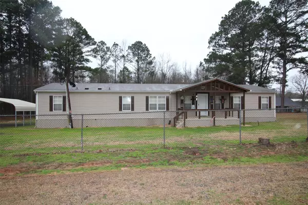 8127 ELAINE Drive,  Keithville,  LA 71047