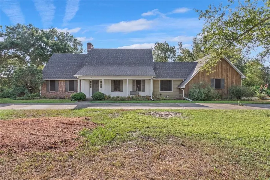 154 Oak Street, Fairfield, TX 75840