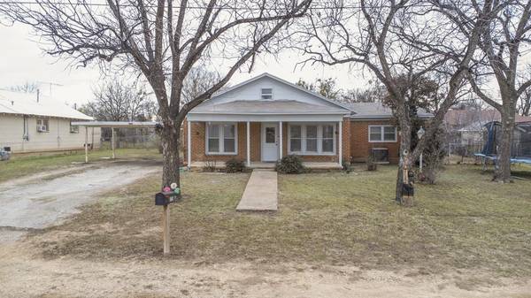 224 Girard Street, Baird, TX 79504