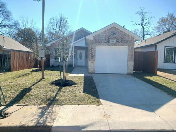 2850 Farragut, Dallas, TX 75215