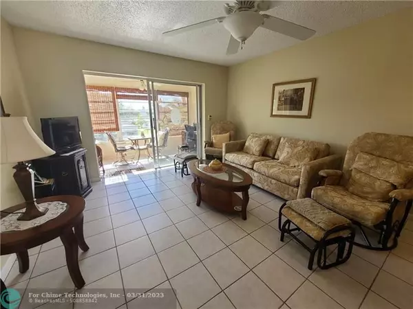 Lauderdale Lakes, FL 33313,2901 NW 46th Ave  #301