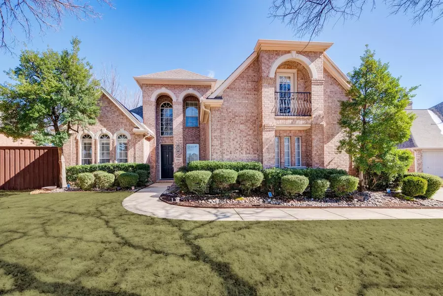 1804 Briaroaks Drive, Flower Mound, TX 75028