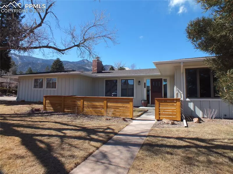 304 Crystal Hills BLVD, Manitou Springs, CO 80829