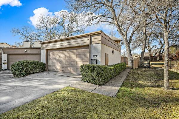 6375 Southpoint Drive, Dallas, TX 75248