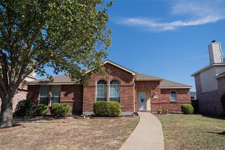 1412 Glendover Drive, Lancaster, TX 75146